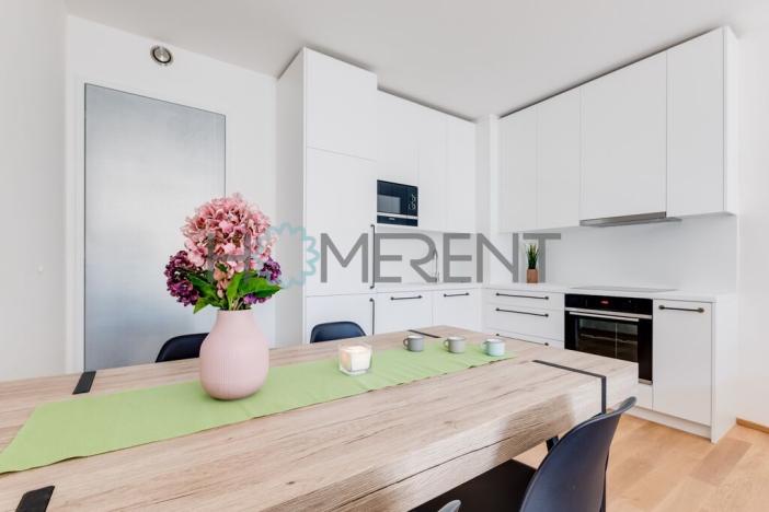 Pronájem bytu 2+kk, Praha - Holešovice, Komunardů, 59 m2