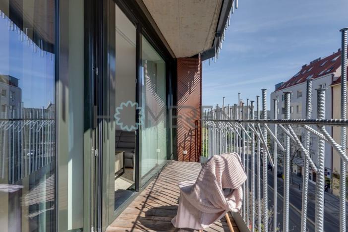 Pronájem bytu 2+kk, Praha - Holešovice, Komunardů, 59 m2