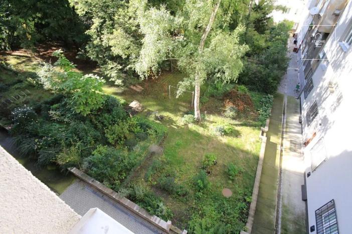 Pronájem bytu 2+kk, Praha - Žižkov, Jeseniova, 46 m2