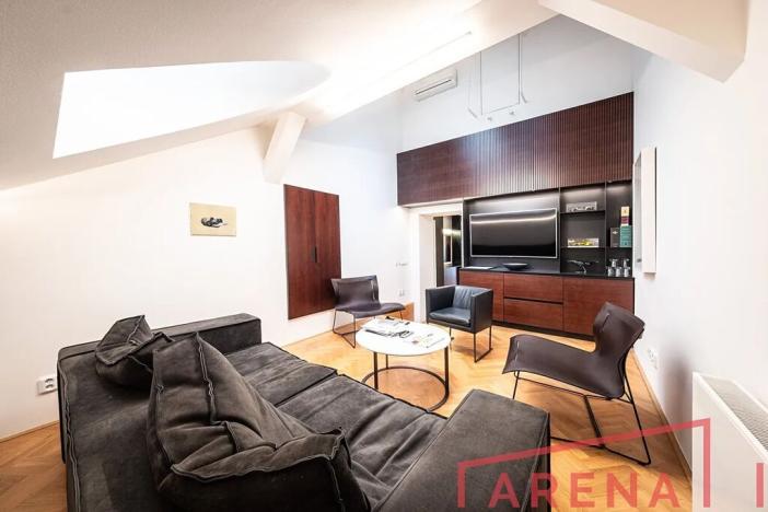 Pronájem kanceláře, Brno, Hlinky, 782 m2