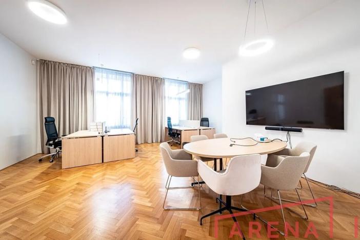Pronájem kanceláře, Brno, Hlinky, 782 m2