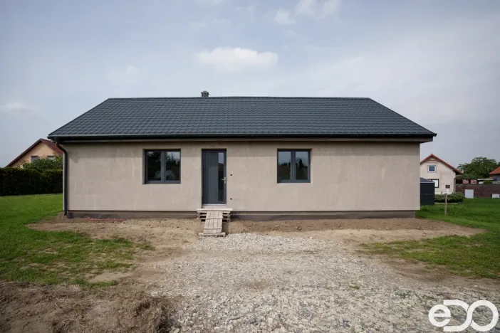 Prodej rodinného domu, Luštěnice, 97 m2