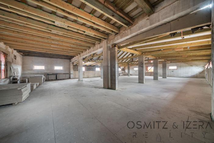 Prodej skladu, Nová Ves, 3671 m2