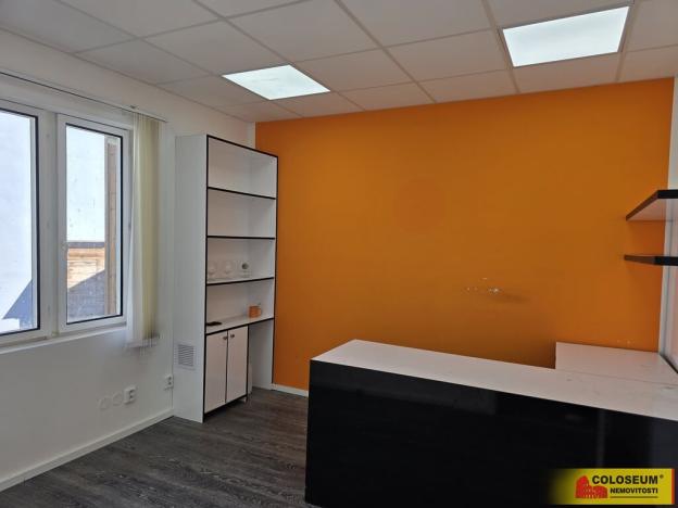 Pronájem kanceláře, Rájec-Jestřebí - Rájec, 200 m2
