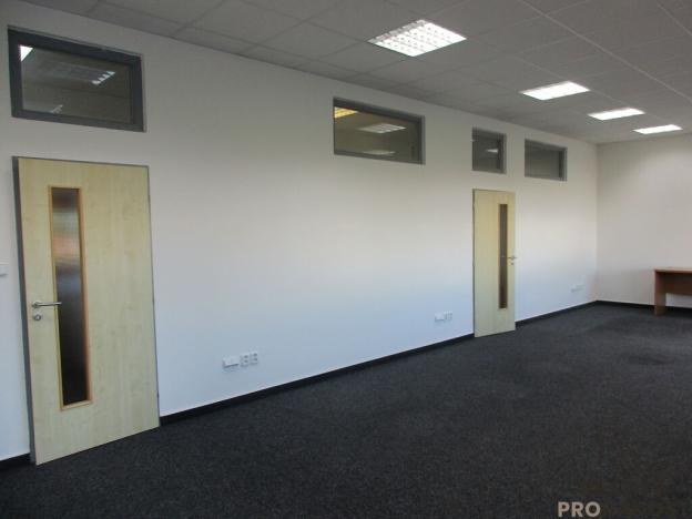 Pronájem kanceláře, Veselí nad Moravou, Kollárova, 105 m2