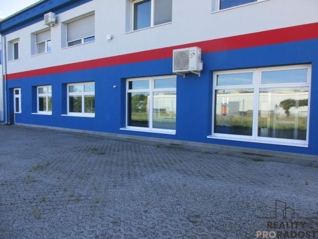 Pronájem kanceláře, Veselí nad Moravou, Kollárova, 105 m2