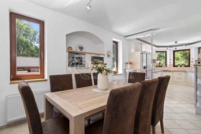 Prodej rodinného domu, Sulice - Hlubočinka, K Potoku, 387 m2