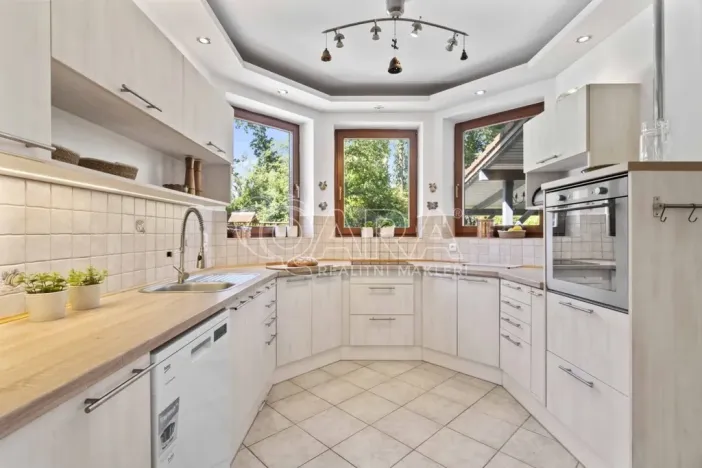 Prodej rodinného domu, Sulice - Hlubočinka, K Potoku, 387 m2