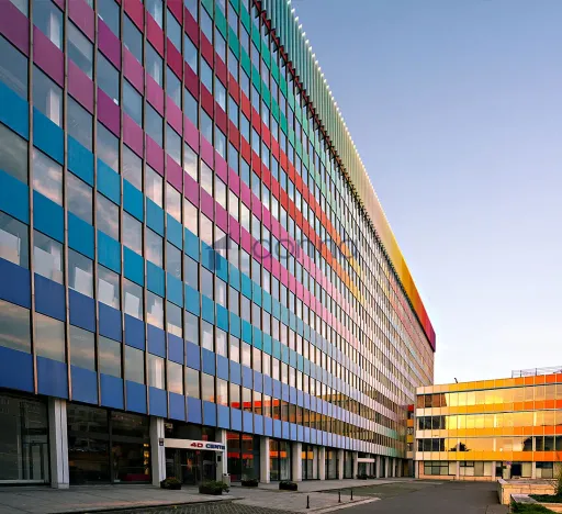 Pronájem kanceláře, Praha, Kodaňská, 1318 m2