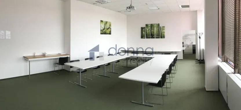 Pronájem kanceláře, Praha, Kodaňská, 530 m2
