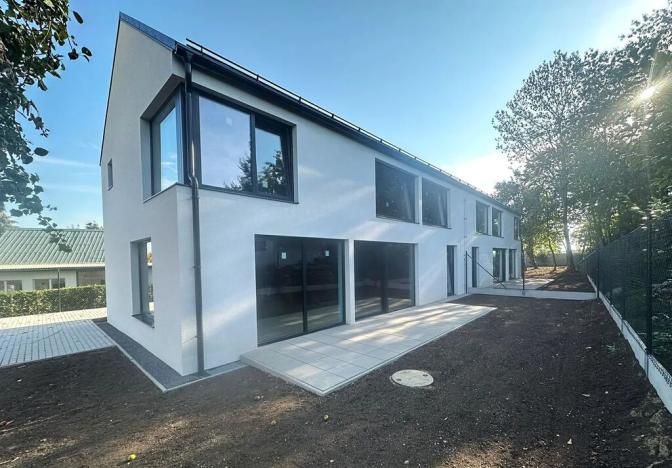 Prodej rodinného domu, Strančice, 142 m2