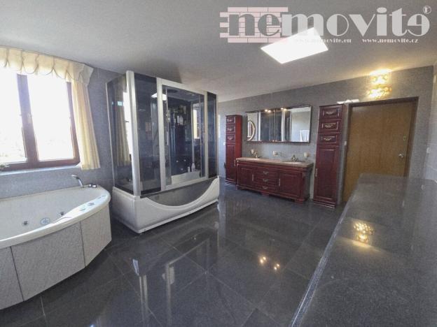 Prodej vícegeneračního domu, Louny, Holárkovy sady, 1624 m2