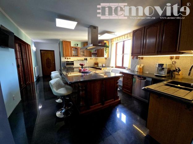 Prodej vícegeneračního domu, Louny, Holárkovy sady, 1624 m2