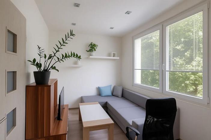 Pronájem bytu 1+1, Chomutov, Kyjická, 33 m2