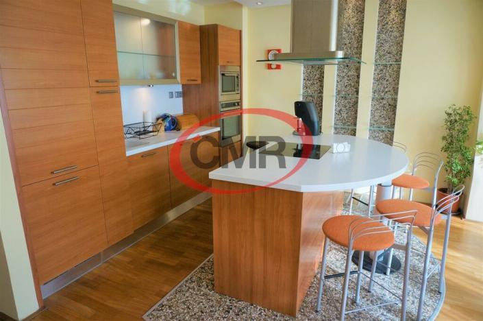 Pronájem bytu 2+kk, Praha, Voskovcova, 81 m2
