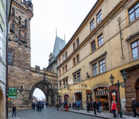 Pronájem bytu 3+1, Praha - Malá Strana, Mostecká, 105 m2
