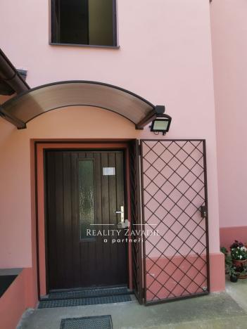 Pronájem kanceláře, Hradec Králové, Pospíšilova, 36 m2