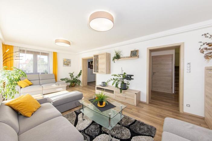 Prodej ubytování, Praha - Sedlec, Při hranici, 314 m2