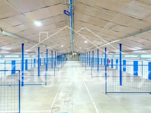 Pronájem skladu, Slušovice, 2260 m2