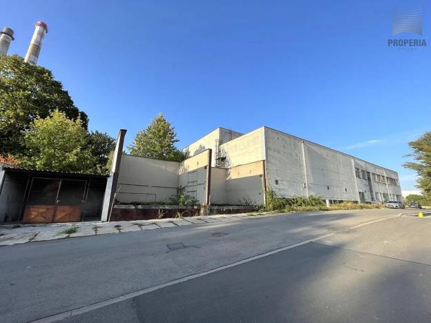 Prodej výrobních prostor, Brno, Trnkova, 1912 m2