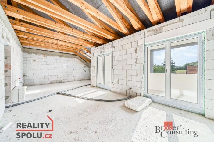 Prodej bytu 4+kk, Břasy, 98 m2