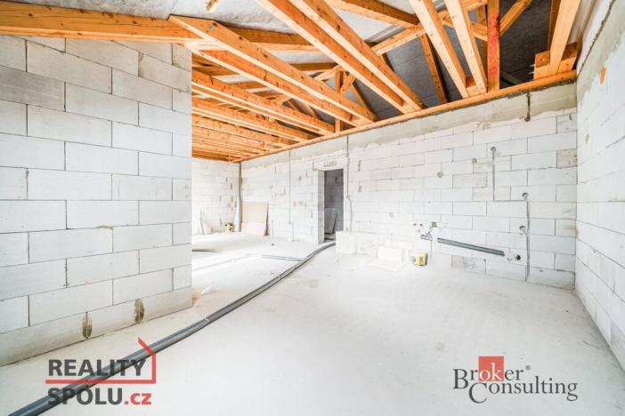 Prodej bytu 4+kk, Břasy, 98 m2