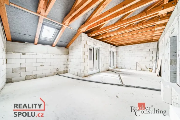 Prodej bytu 4+kk, Břasy, 98 m2