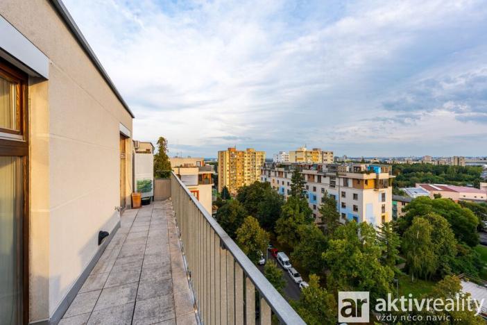 Prodej bytu 1+kk, Praha - Žižkov, Pod lipami, 32 m2