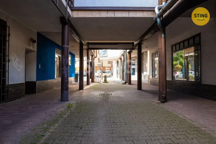 Prodej obchodního prostoru, Český Těšín, Smetanova, 1400 m2
