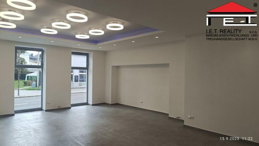 Pronájem obchodního prostoru, Opava, Olomoucká, 102 m2