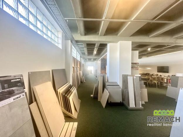 Pronájem obchodního prostoru, Staré Město, Luční čtvrť, 206 m2