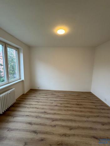 Pronájem bytu 2+1, Jirkov, J. K. Tyla, 51 m2