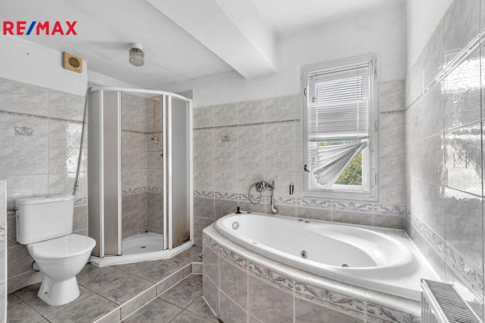 Prodej rodinného domu, Stará Paka, Nová, 260 m2