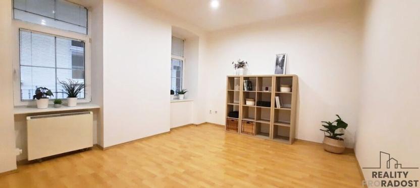 Pronájem bytu 1+kk, Brno, Lidická, 34 m2
