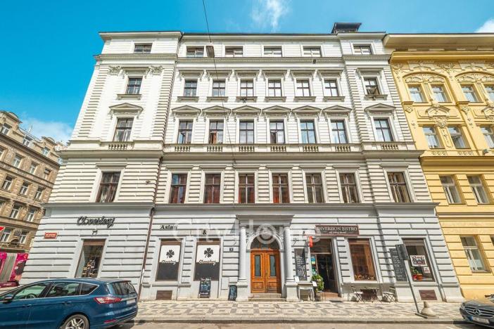 Prodej bytu 3+1, Praha - Malá Strana, Mělnická, 91 m2
