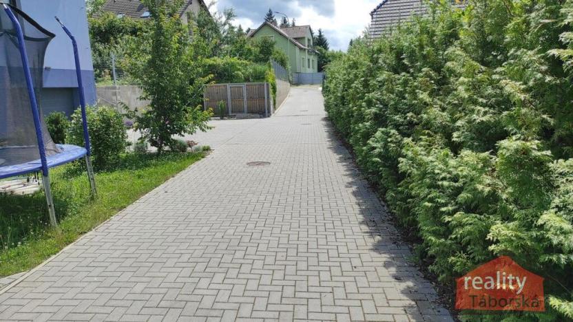 Prodej rodinného domu, Říčany, 341 m2