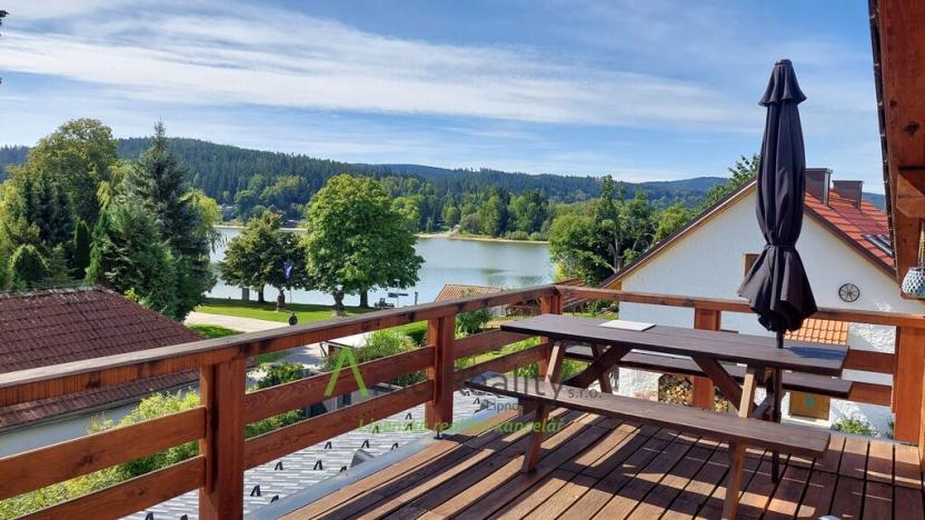 Prodej rodinného domu, Frymburk, 350 m2