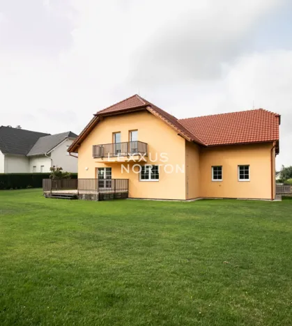 Pronájem vily, Průhonice, Pod Valem II., 400 m2