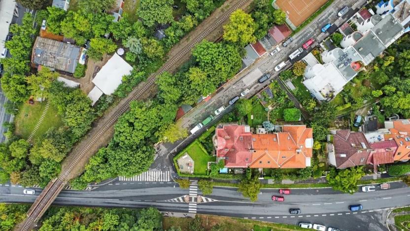 Pronájem skladu, Praha - Střešovice, Buštěhradská, 16 m2