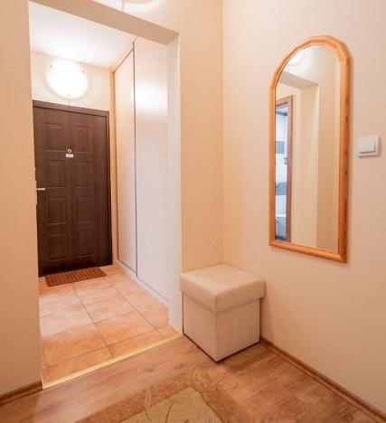 Pronájem bytu 2+kk, Karlovy Vary, Kolmá, 62 m2