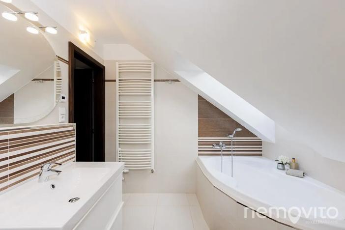 Prodej rodinného domu, Mníšek pod Brdy, Rymaně, 162 m2