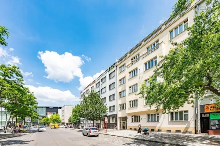 Prodej bytu 4+1, Praha - Smíchov, Stroupežnického, 105 m2