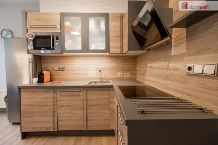 Prodej bytu 2+kk, Praha - Košíře, Zahradníčkova, 54 m2