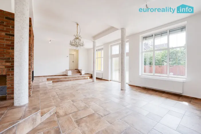 Prodej rodinného domu, Mariánské Lázně - Úšovice, Palackého, 420 m2