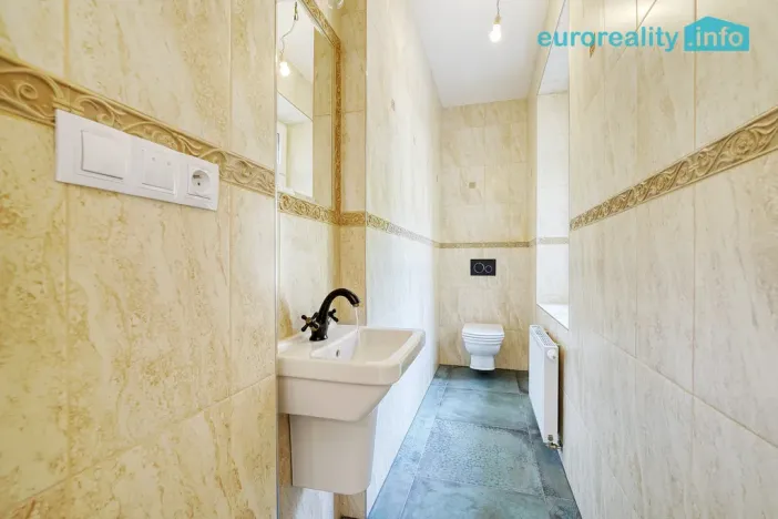 Prodej rodinného domu, Mariánské Lázně - Úšovice, Palackého, 420 m2