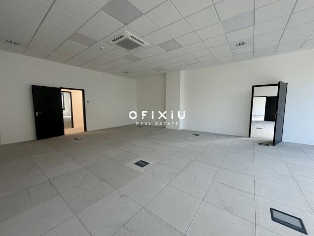 Pronájem kanceláře, Brno, Botanická, 613 m2