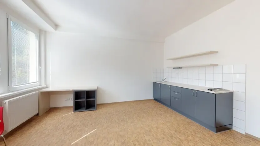 Pronájem bytu 1+kk, Praha - Smíchov, Křížová, 35 m2