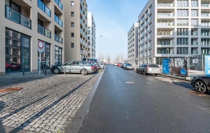 Pronájem kanceláře, Praha - Karlín, 54 m2