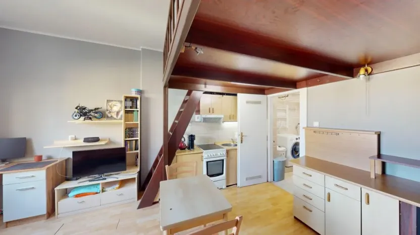 Prodej bytu 2+kk, Praha - Bubeneč, Eliášova, 50 m2