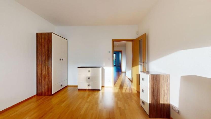 Pronájem bytu 3+kk, Praha - Žižkov, Olšanská, 98 m2